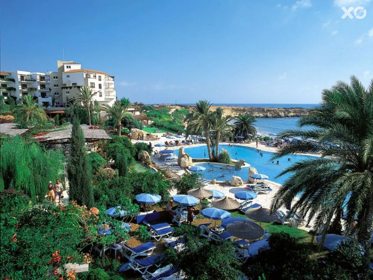 Coral Beach Hotel & Resort