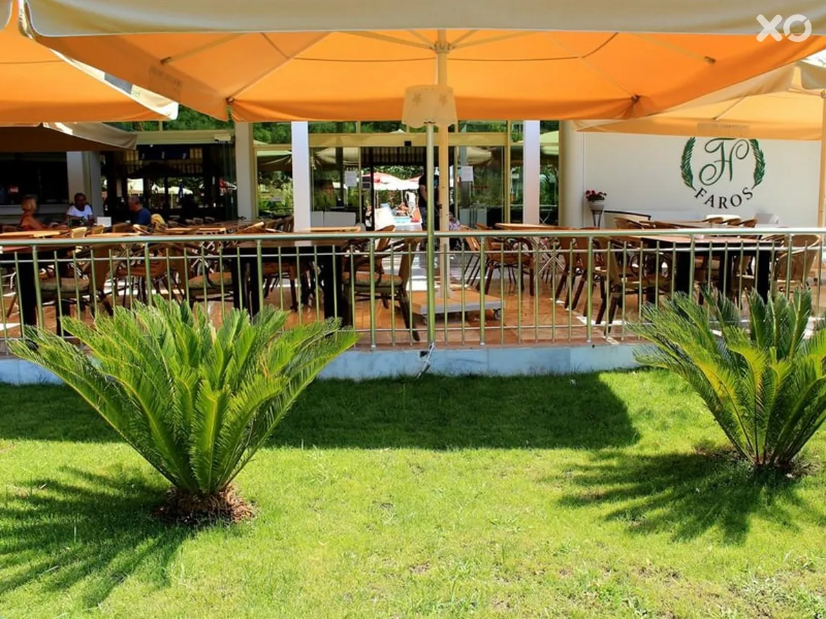 Grand Faros Hotel