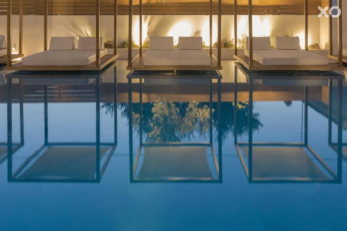 Erato Hotel
