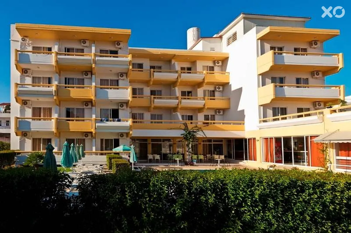 Trianta Hotel Apartments