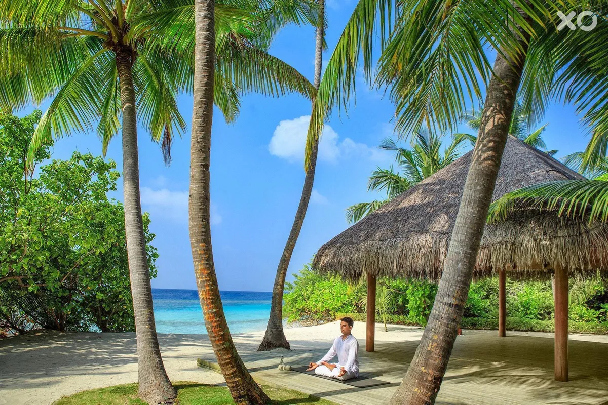 Dusit Thani Maldives Hotel