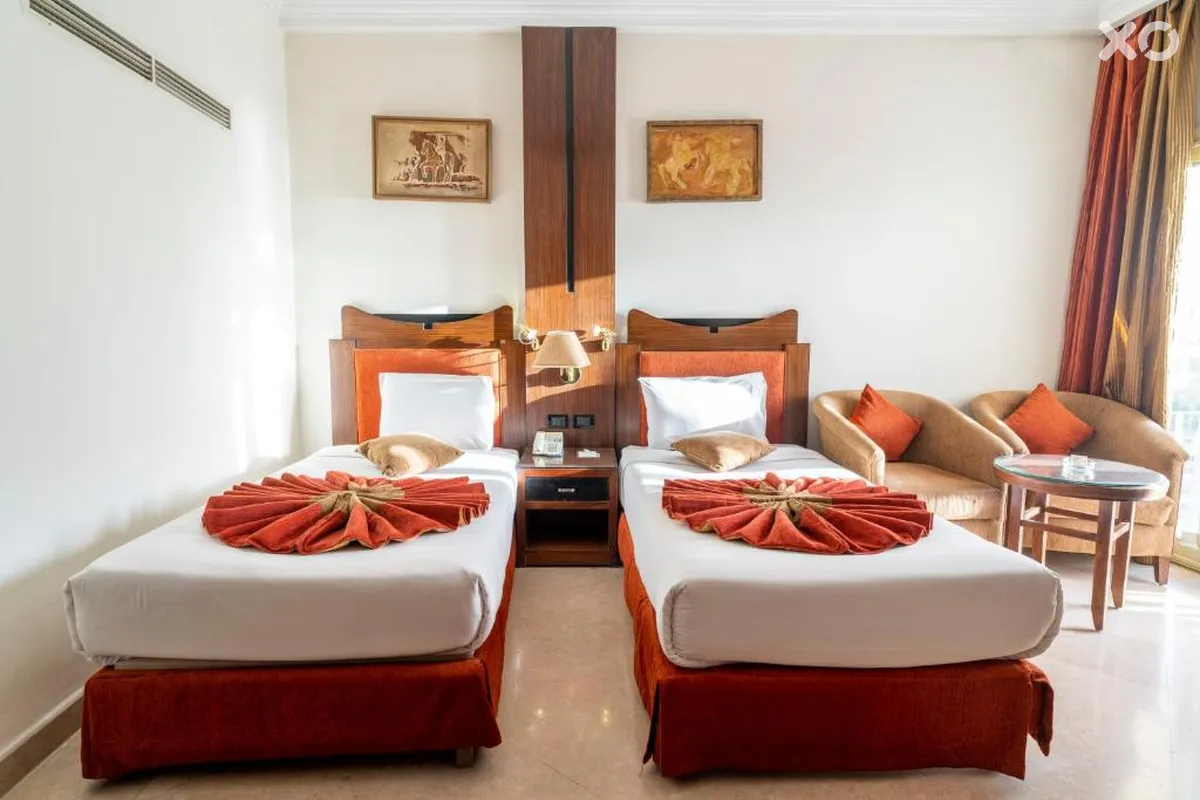 Aracan Eatabe Luxor Hotel