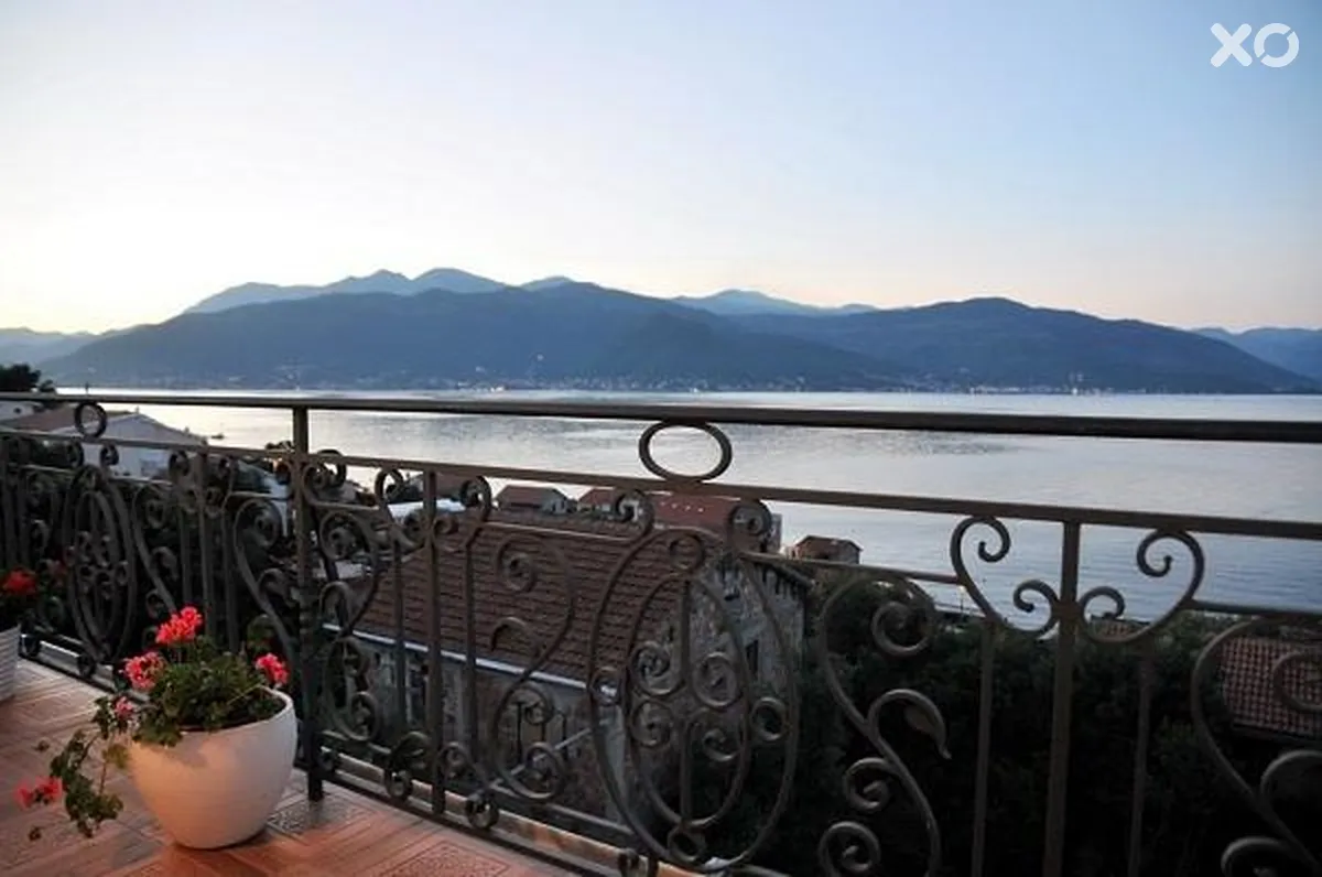 Mare Villa