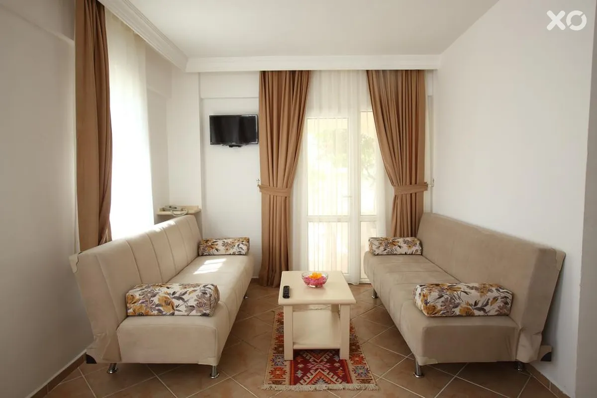 Summer Garden Suites & Beach Hotel