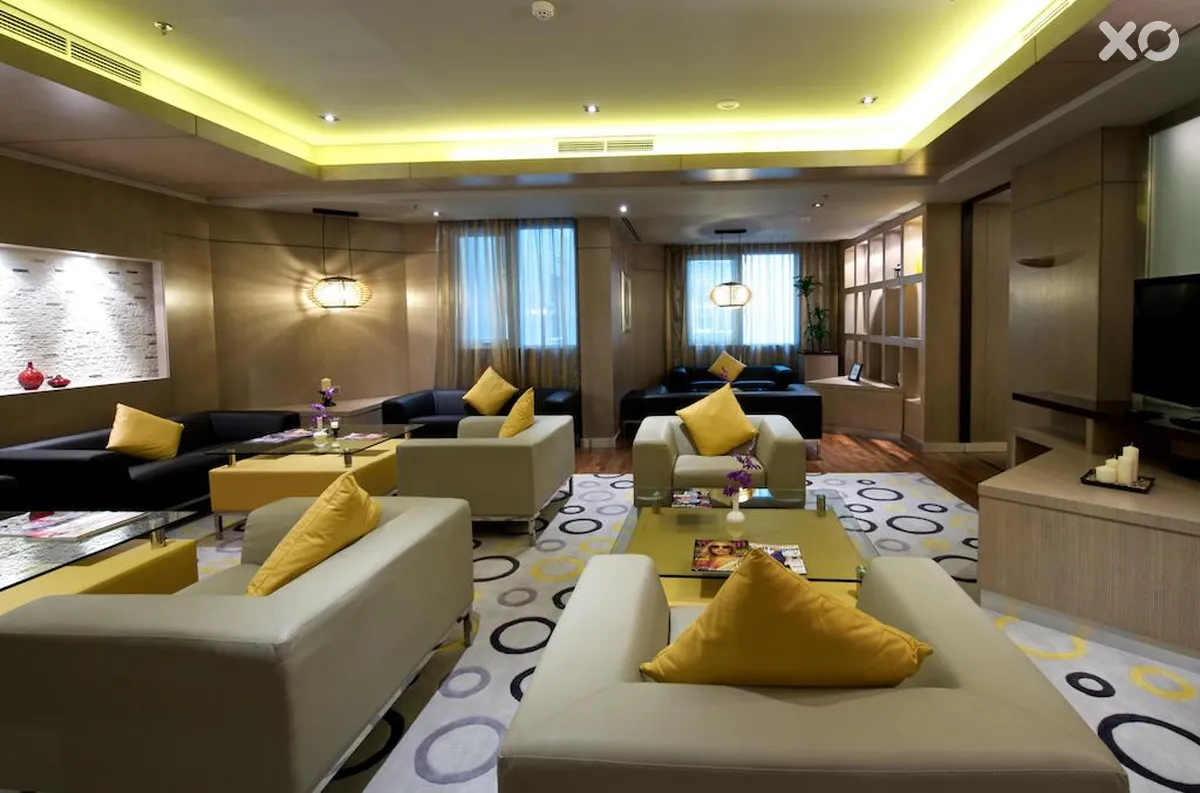 Time Grand Plaza Hotel