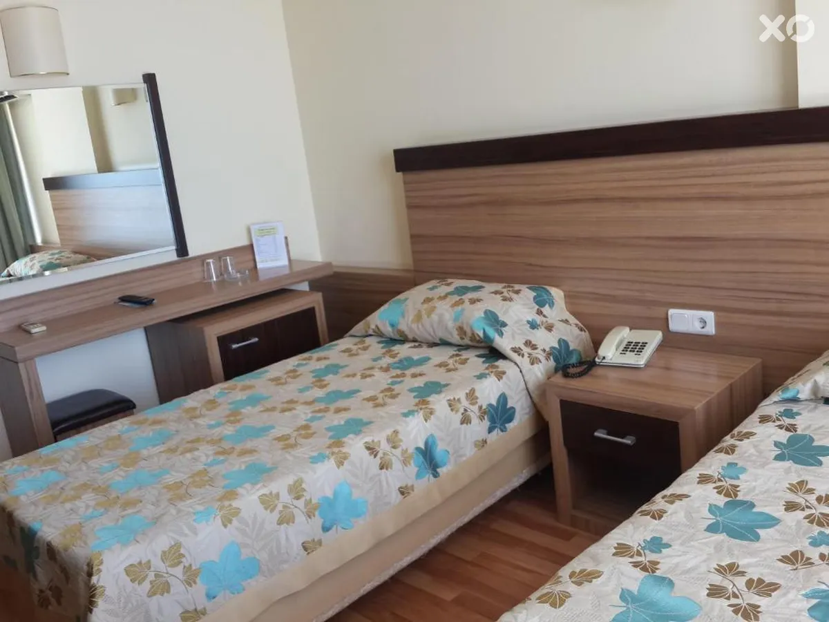 Lara Hotel