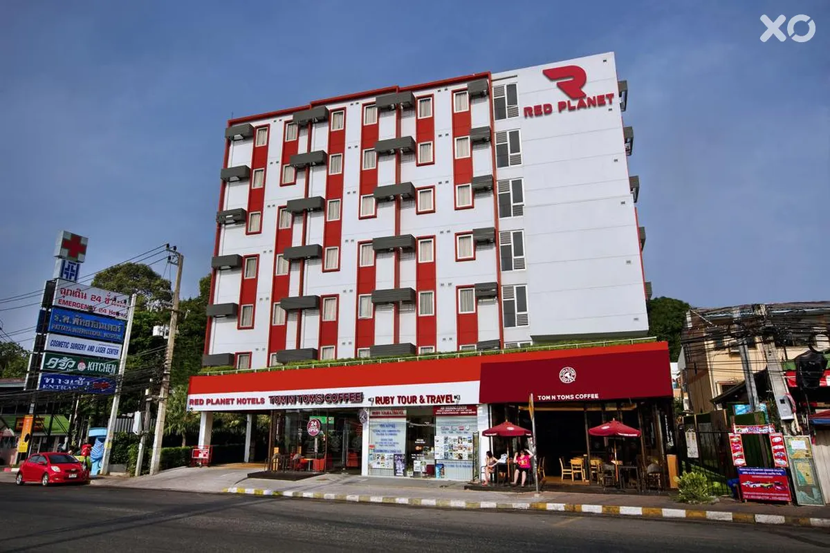 Red Planet Hotel