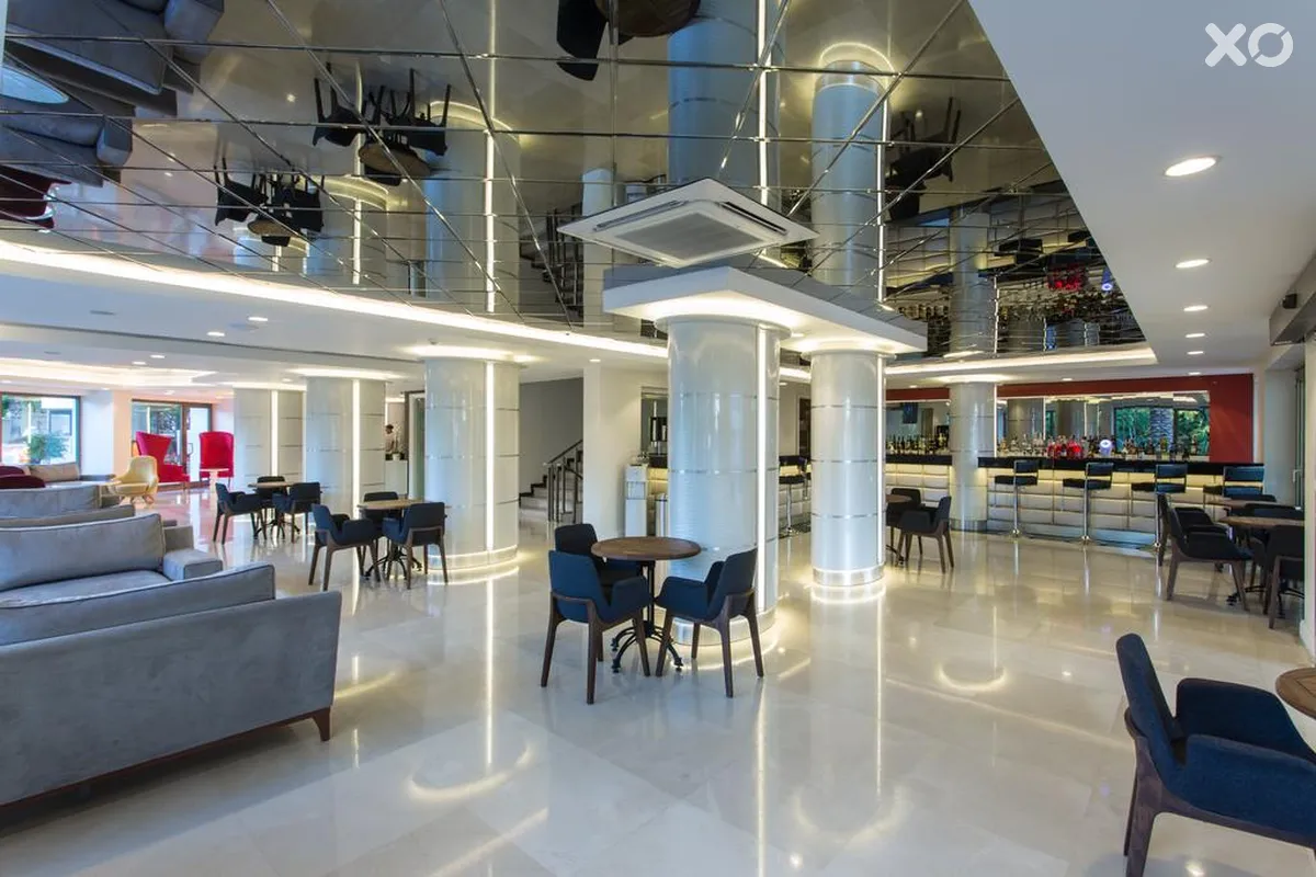 Falcon Club Hotel