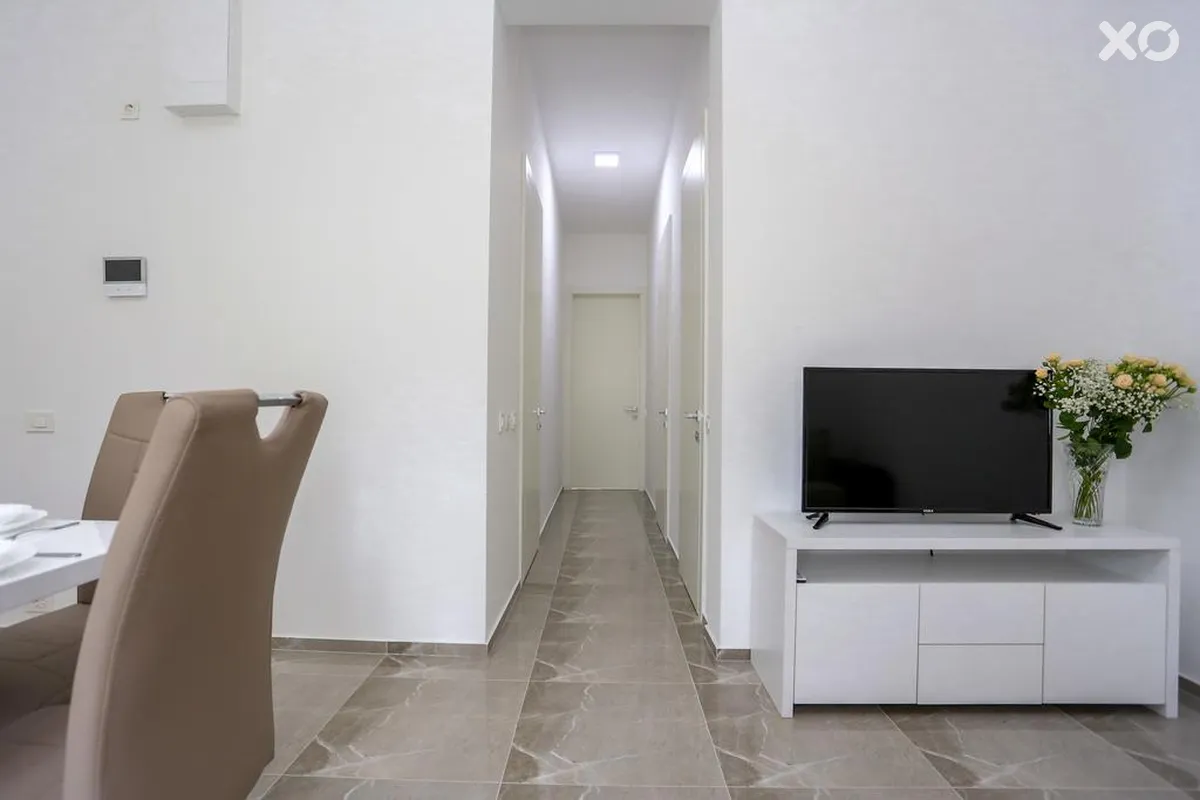 Delmar Residence