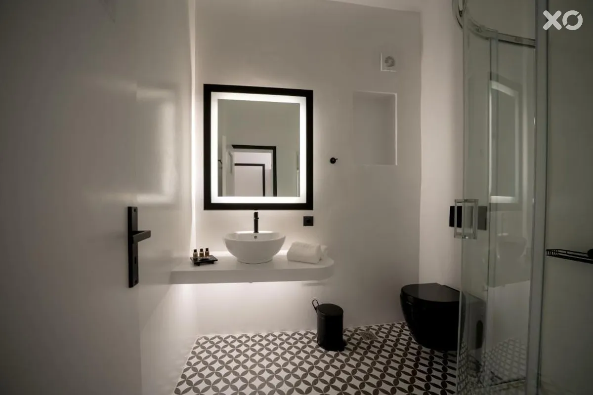 Divelia Hotel