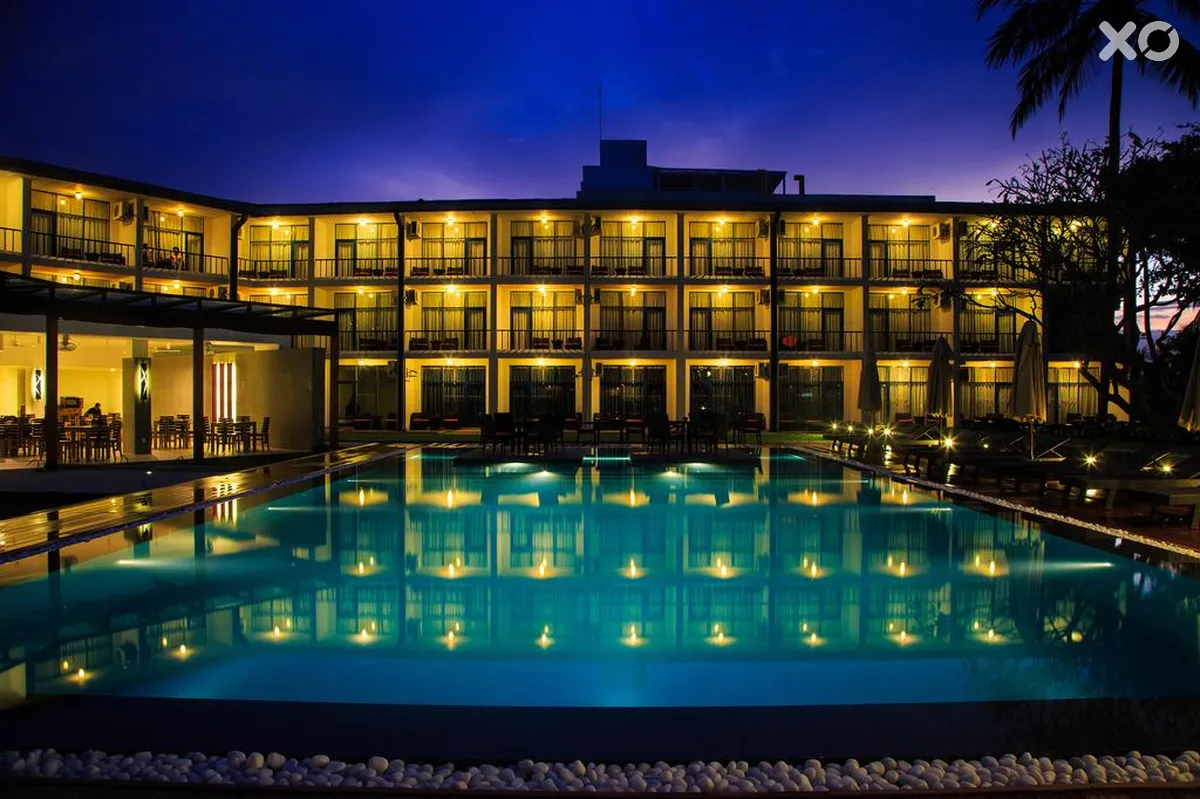 Camelot Beach Hotel