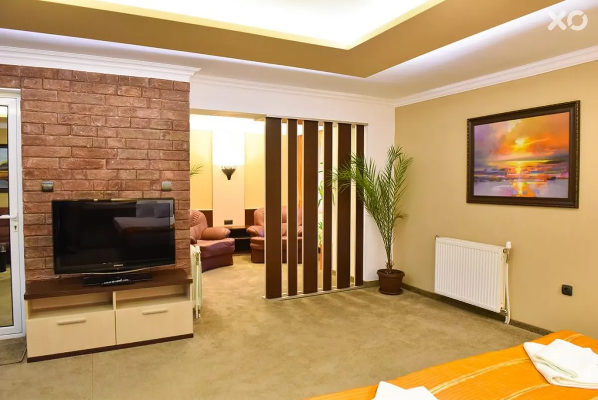 Rothmans Hotel