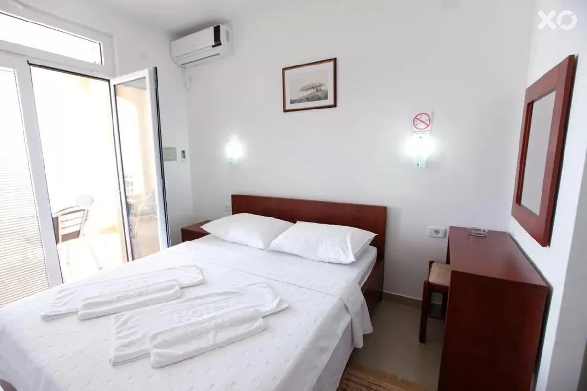 Baron Apartments