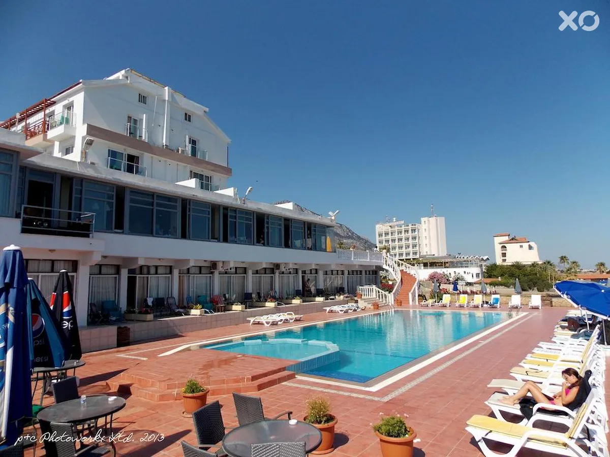 Manolya Hotel