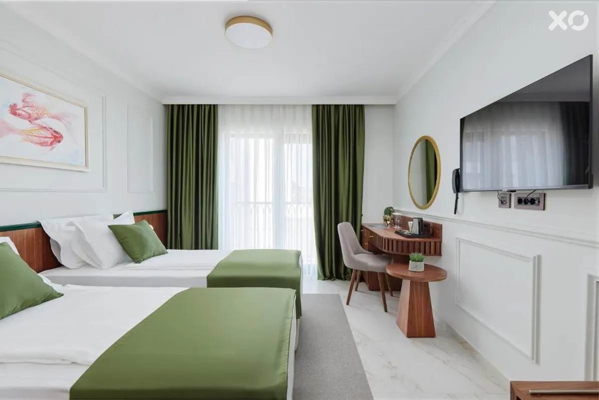 Diplomat Hotel