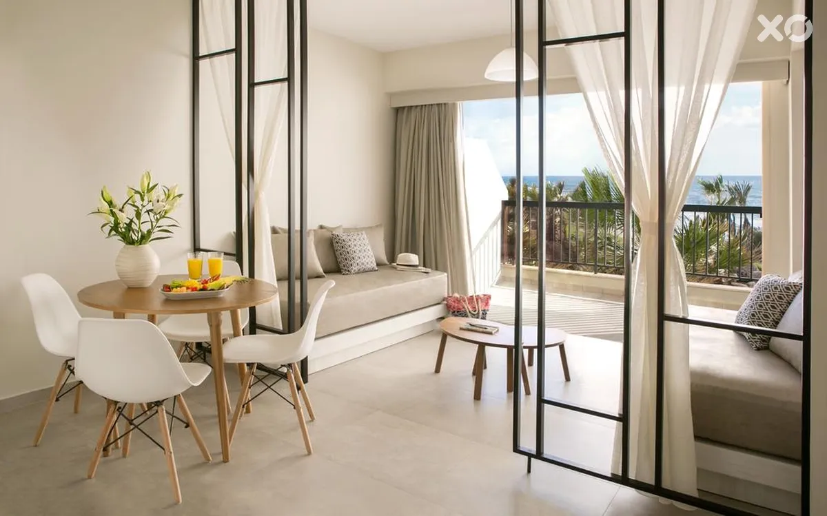 Louis Paphos Breeze Hotel