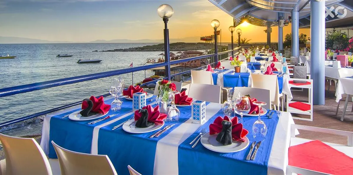 The Grand Blue Sky International Hotel