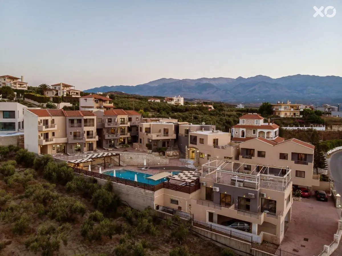 Sunrise Suites & Apartments