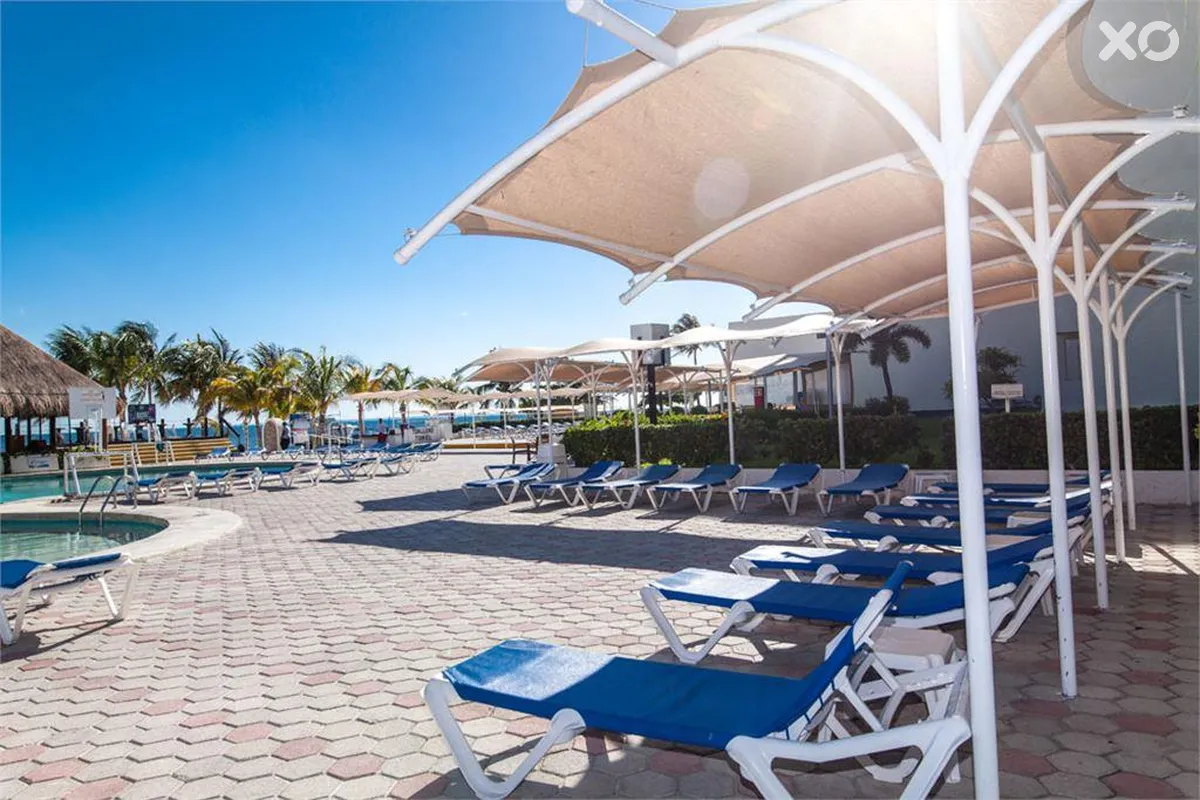 Aquamarina Beach Hotel Cancun