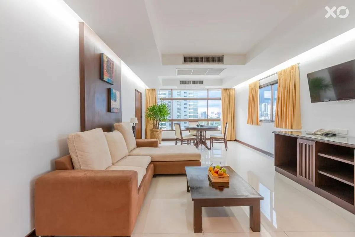 Pinnacle Lumpinee Park Hotel