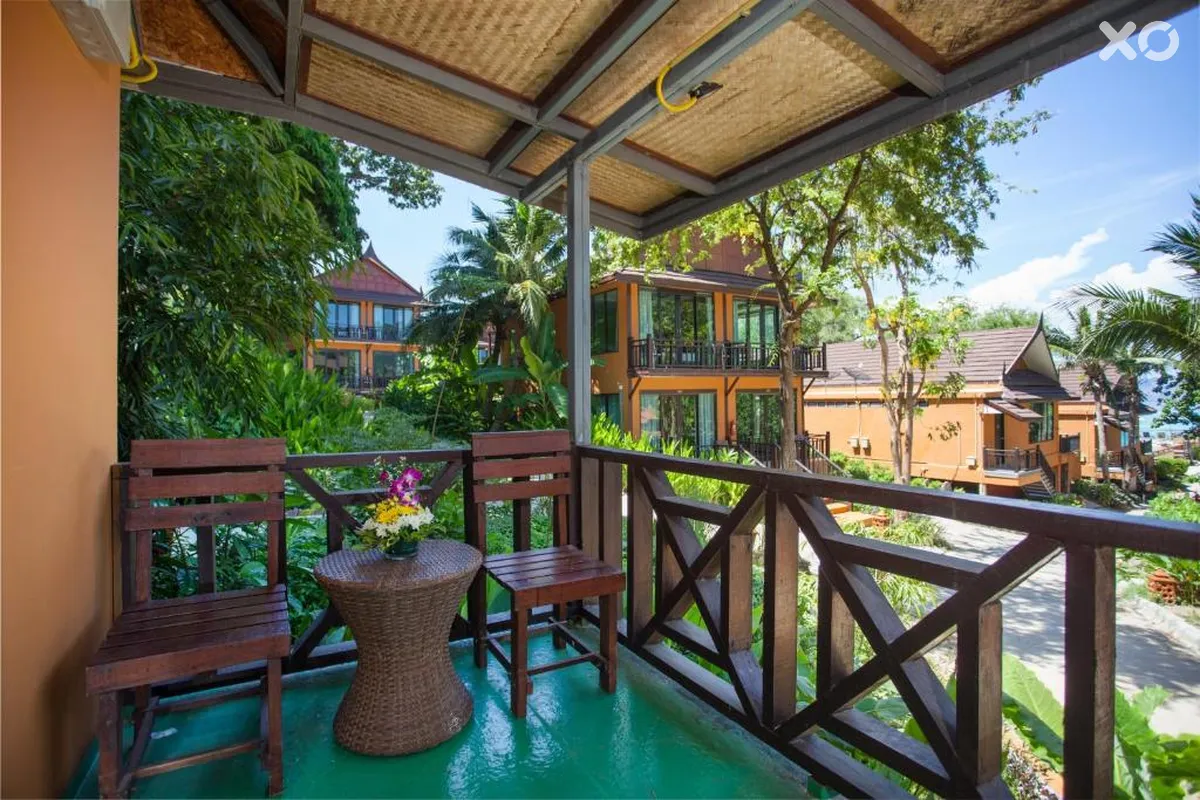 Phi Phi Long Beach Resort & Villa
