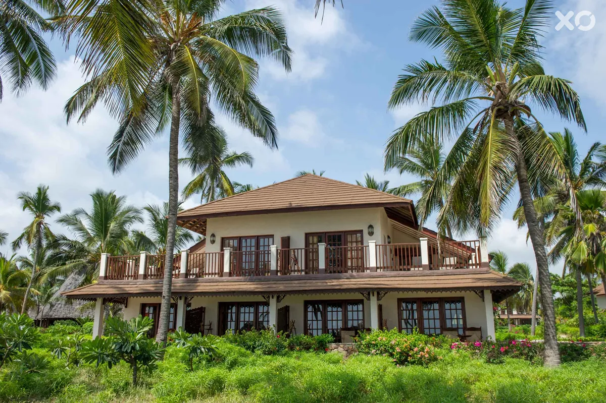 Breezes Beach Club & Spa