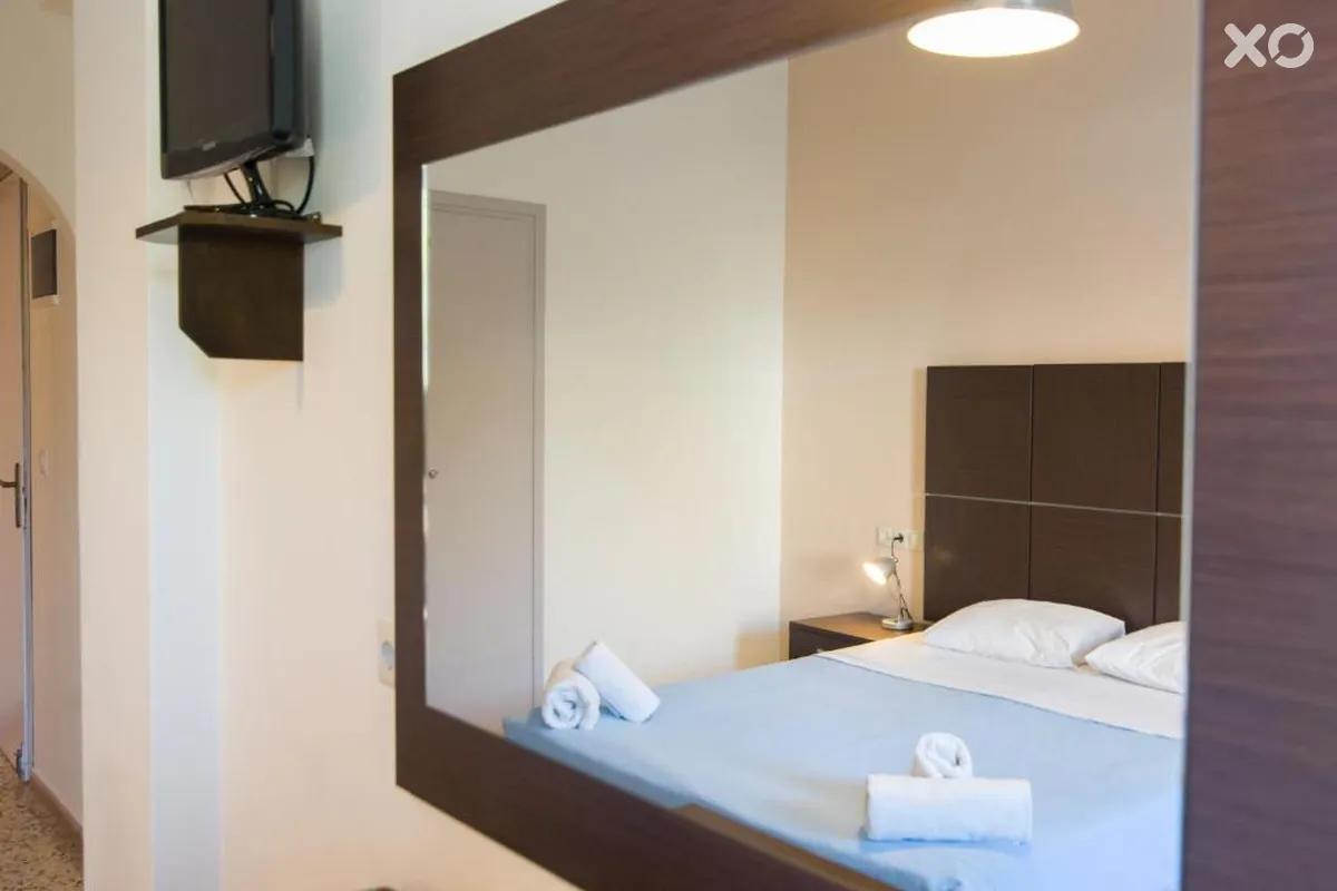 Kamari Blue Boutique Hotel