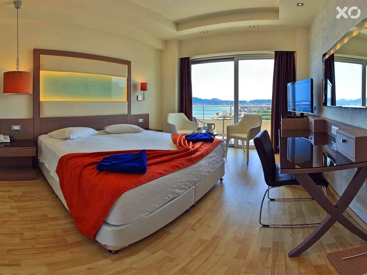 Pegasos Deluxe Beach Hotel