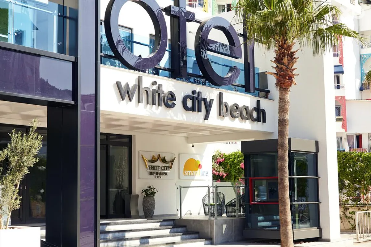 White City Beach Hotel