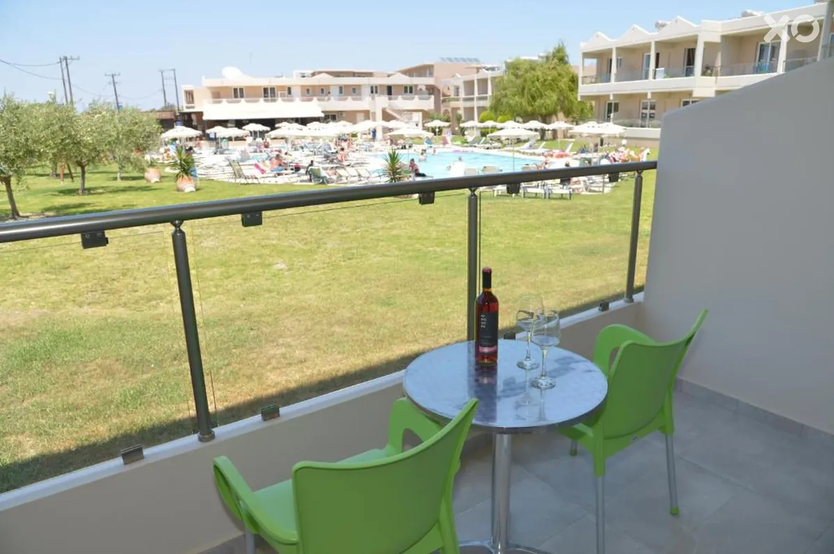 Emerald Hotel
