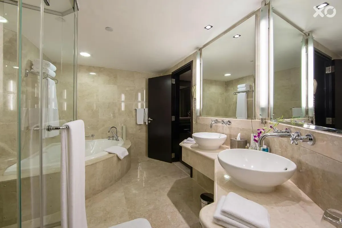 Ramada Plaza by Wyndham Dubai Deira