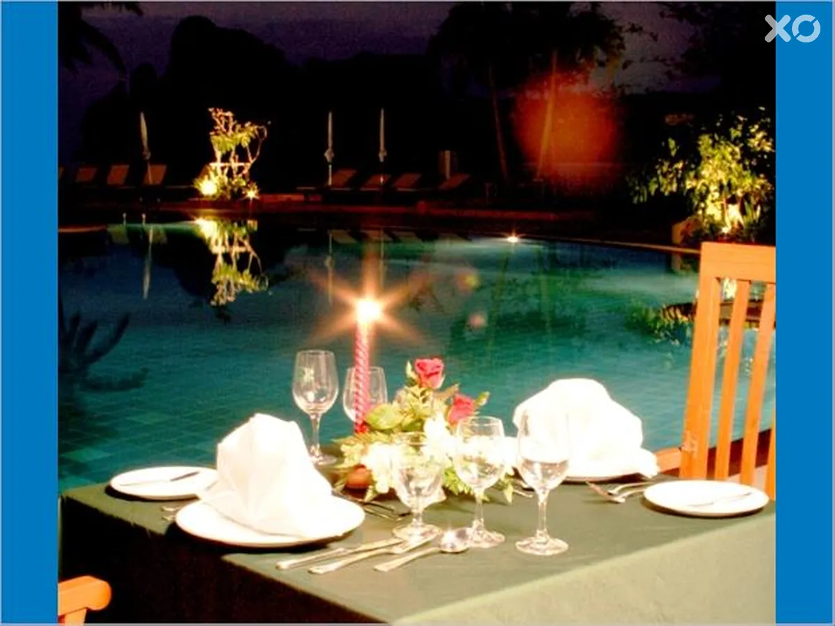 Phi Phi Island Cabana Hotel
