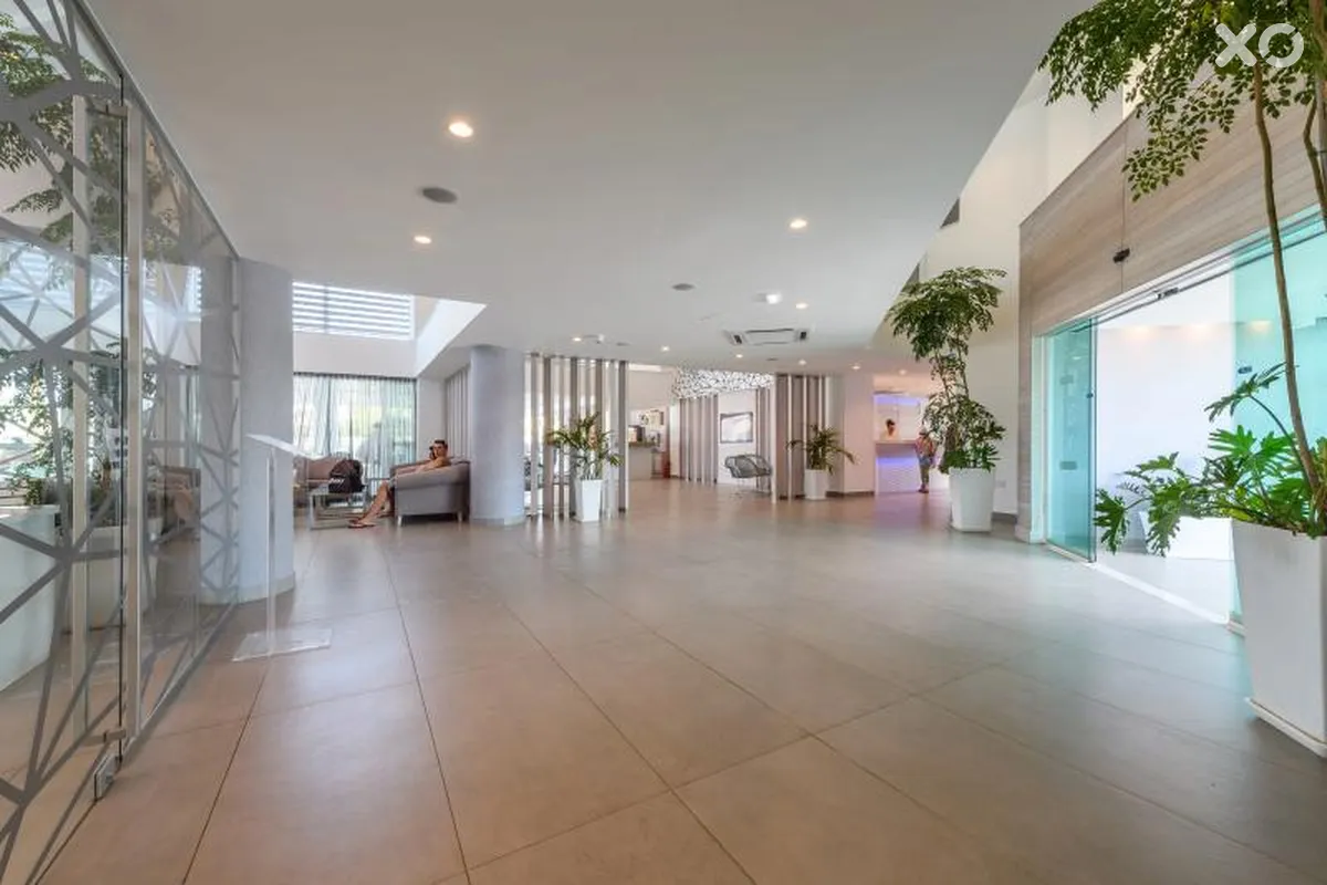 Tasia Maris Sands Beach Hotel