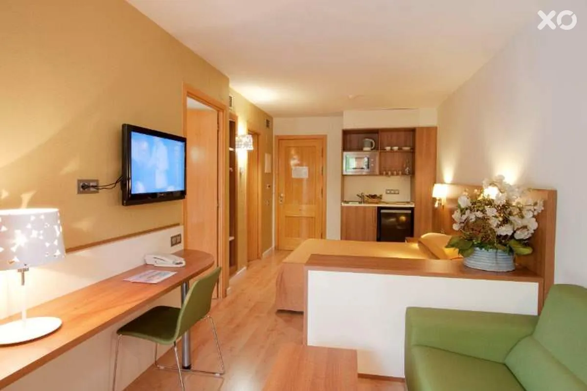 Golden Avenida Suites