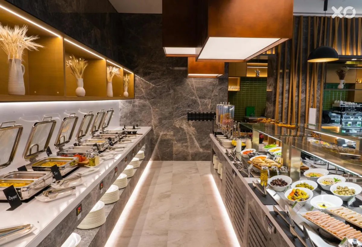 Al Khoory Courtyard Hotel