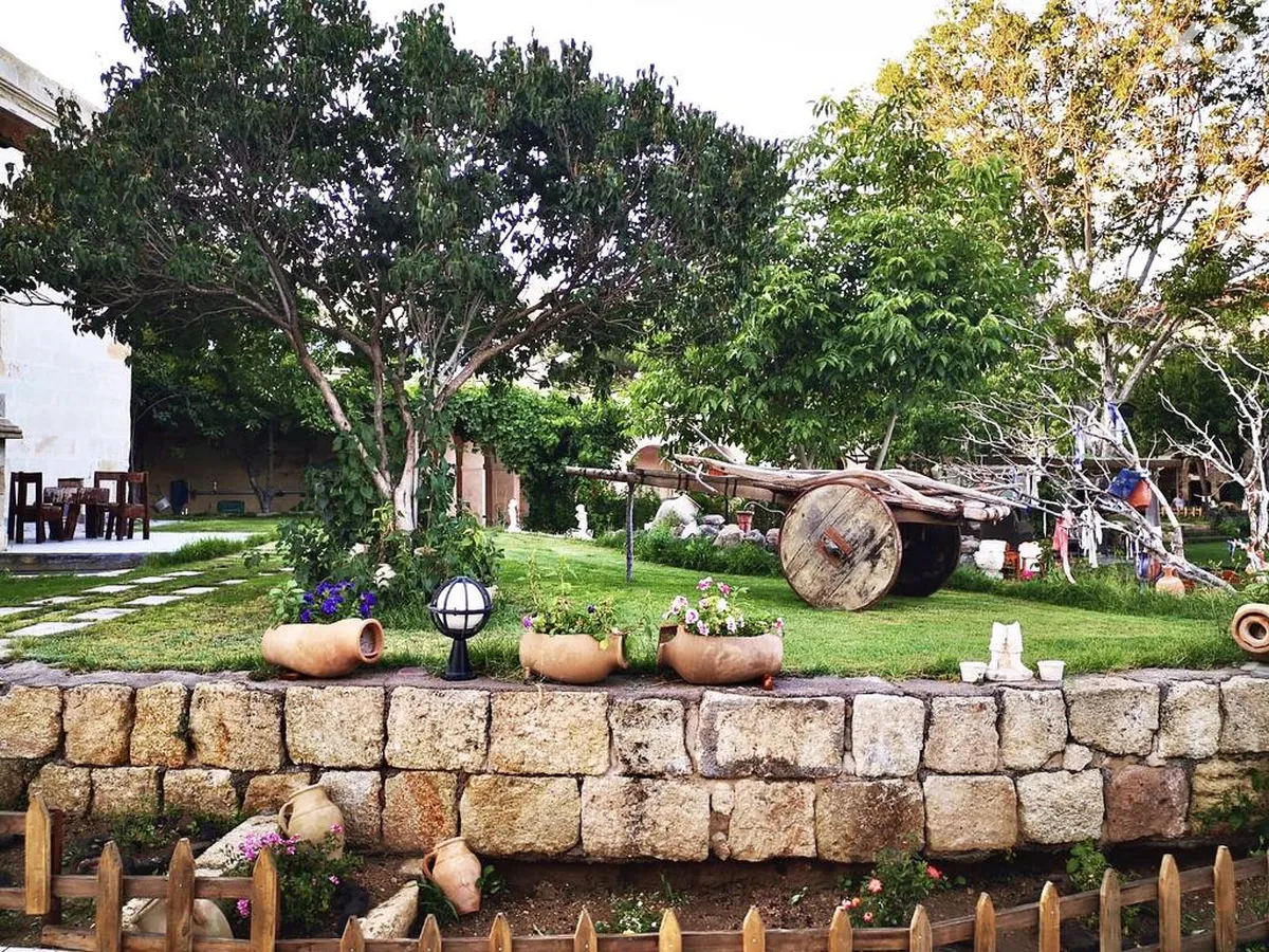 Melis Cave Hotel