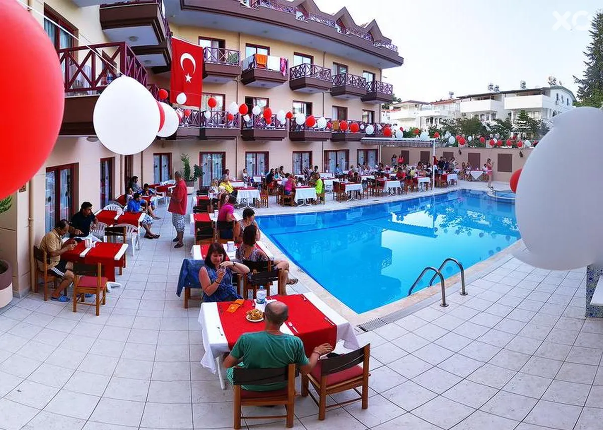 Himeros Beach Hotel