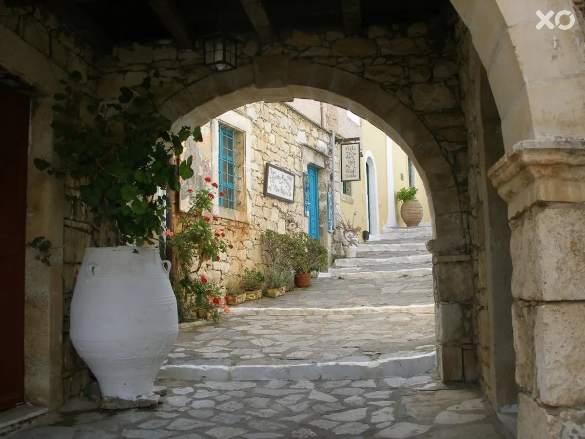 Arolithos Traditional Cretan Village