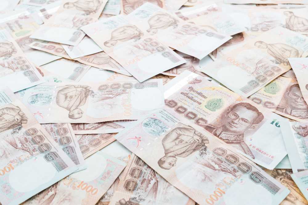 Валюта та гроші у Таїланді