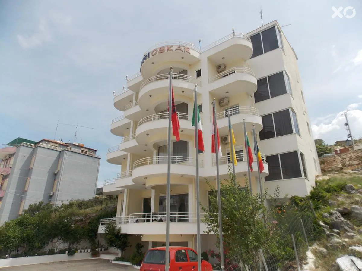 Oskar Hotel