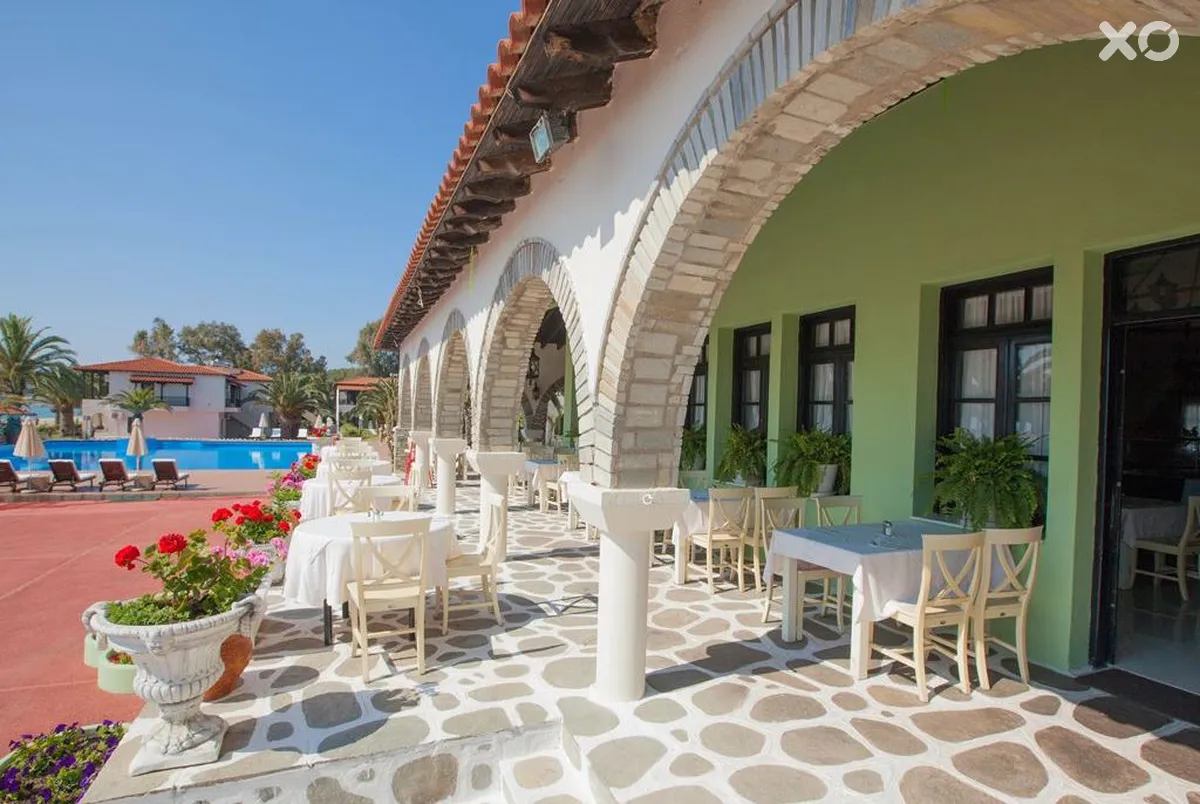 Bomo Assa Maris Beach