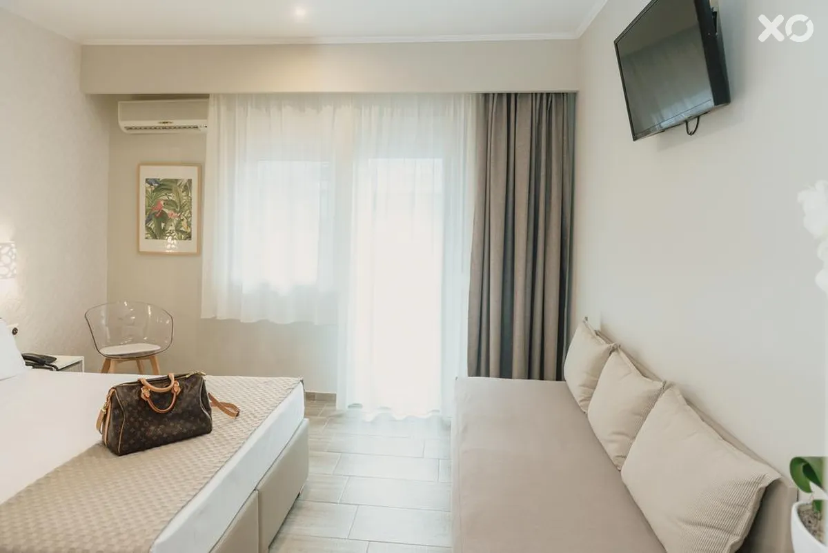 Ammos Beach Studios & Suites