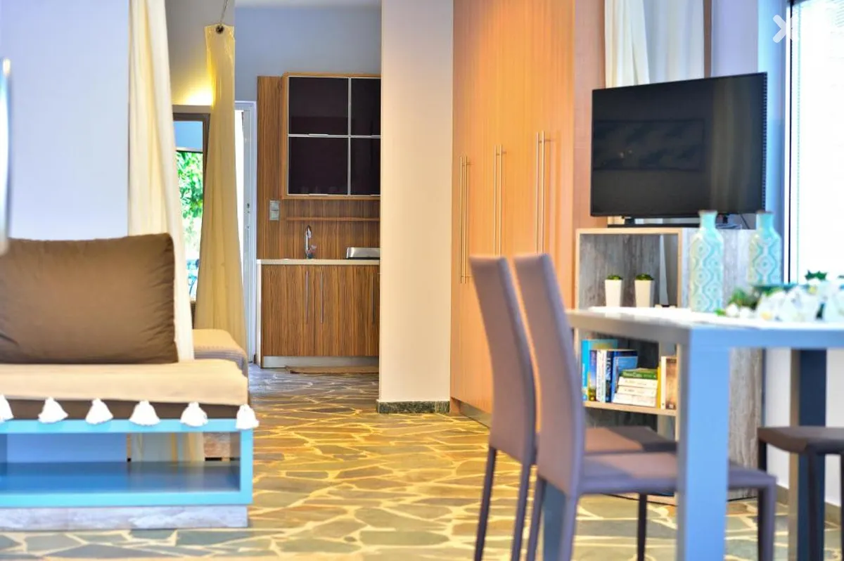 Peli Hotel