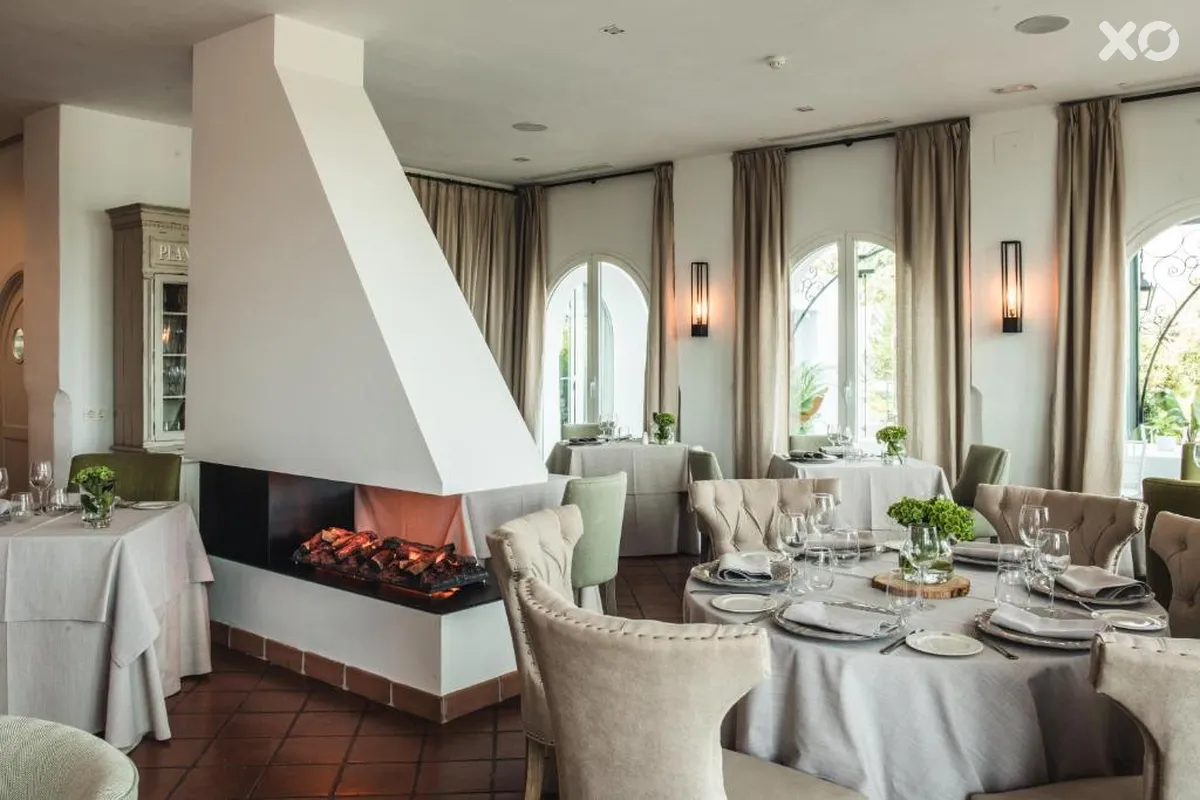 B Bou Cortijo Bravo Hotel