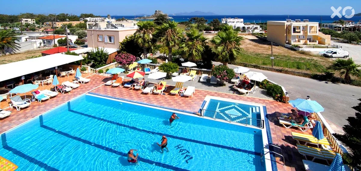 Zeus Hotel