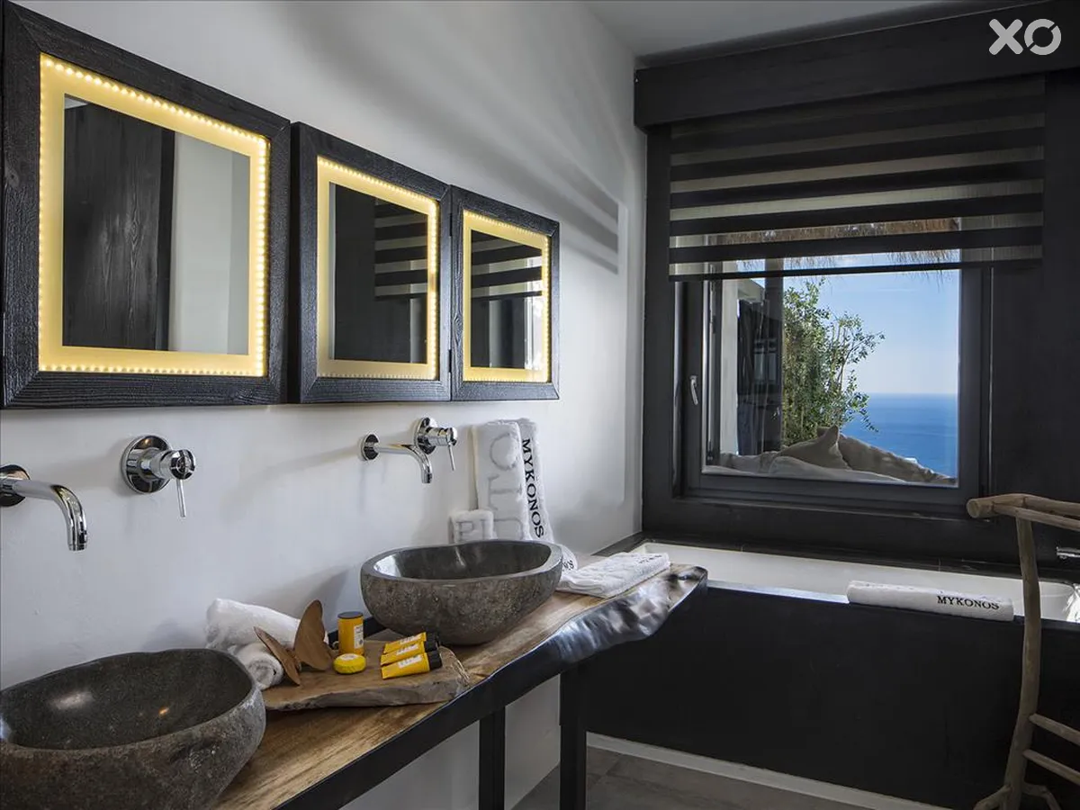Myconian Utopia Relais & Chateaux
