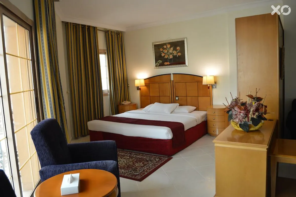Dolphin Hotel Apartments