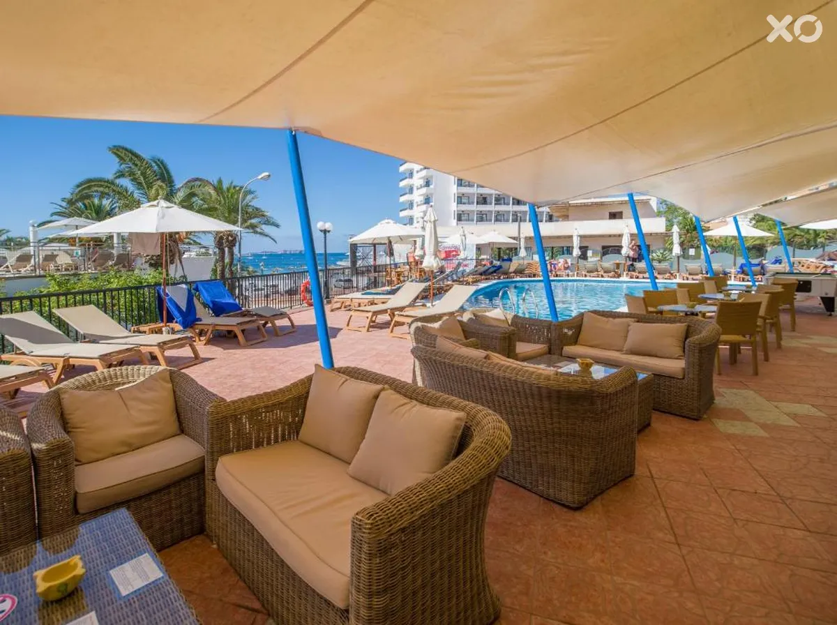 Osiris Hotel