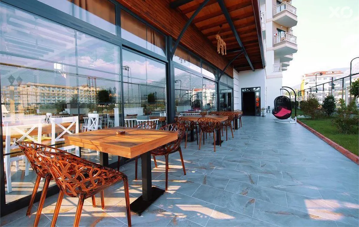 Sey Beach Hotel & Spa
