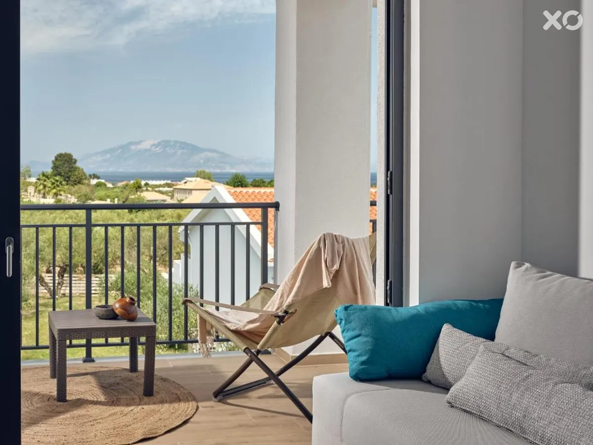 Cavo Orient Beach Hotel